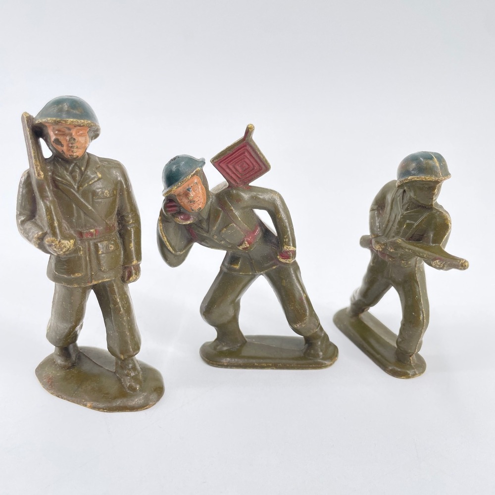 1950s AJAX Hard Plastic Toy Soldiers x3 WWII US Army Men Radio Marching Rifle